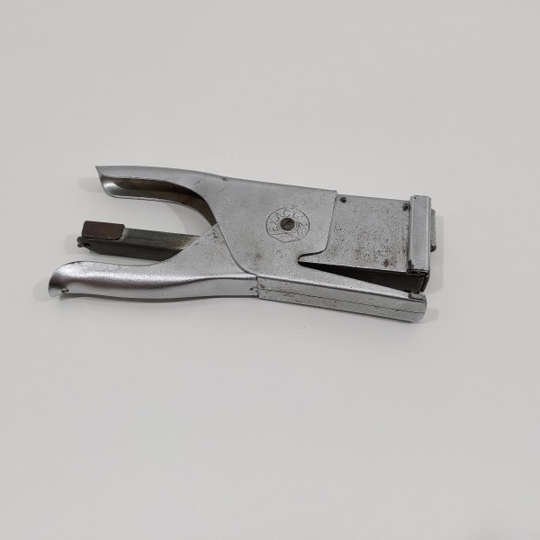 Bolsas . Espingarda de Chumbinho, Marca Hermes Baby, Calibre 4.5 foto 5