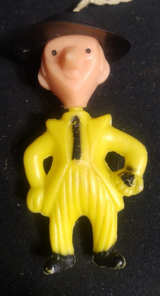 Antigo boneco "Zé dos Anéis Presos" brinde Bardahl nos anos 60. O brinquedo tem 7,00 cm de altura Atendimento de segunda