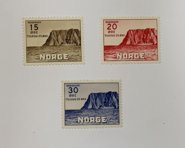 Joias . Noruega - num 151/3 - novos - com marca de charneira