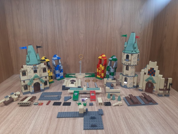 Joias . LEGO - Partes do conunto Harry Potter 75956 - Jogo de Quadribol e do conjunto A ...