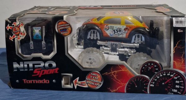 Joias . BRINQUEDO NITRO SPORT TORNADO, NA EMBALAGEM.  NÃO FOI TESTADO.