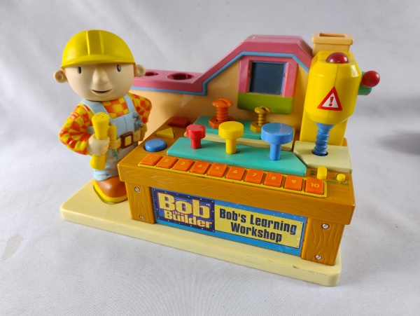 BRINQUEDO - BOB O CONSTRUTOR - BOB LEARNING WORKSHOP - OFICINA DE APRENDIZAGEM DO BOB - FUNCIONANDO - PLÁSTICO, 17X25CM - EM BOM ESTADO CONFORME FOTOS