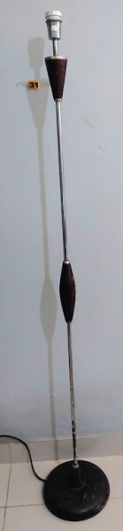 Joias . Corneta (bugle) em Si? (Bb), seminova. Instrumento sem foto 8