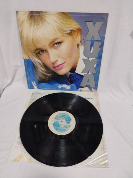 Joias . LP / XUXA / Capa e disco em bom estado / não testado