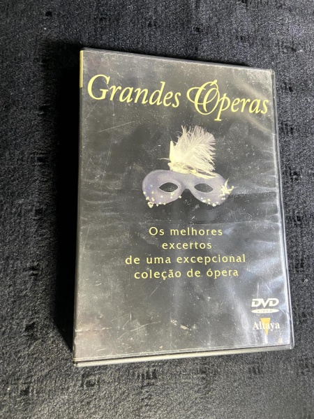DVD. Grandes Óperas Os Melhores Excertos de uma Excepcional Coleção de Ópera