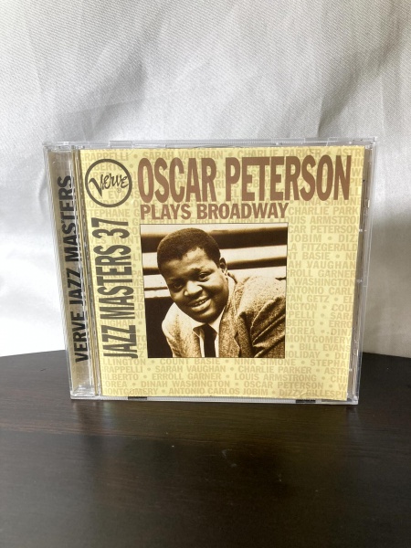 Oscar Peterson plays Broadway, Jazz masters 37 - Verve