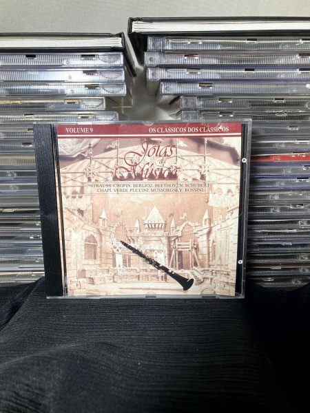 Jóias da Música, Strauss, Chopin, Berlioz, Beethoven, Schubert, Chapí, Verdi, Puccini, Mussorgsky, Rossini, Vol. 9 - Os Clássicos dos Clássicos
