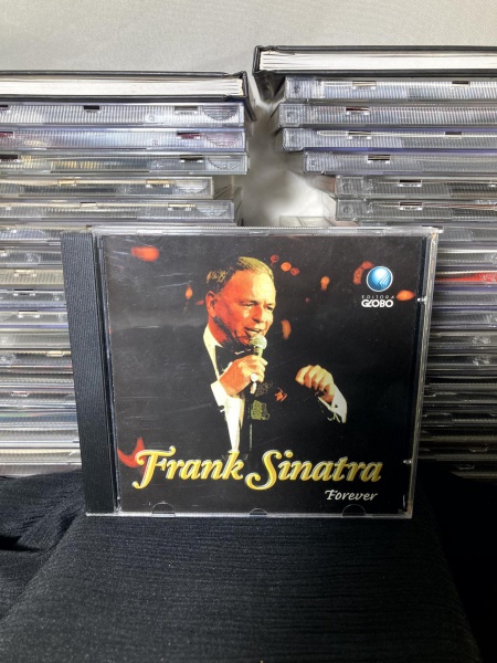 Frank Sinatra, Forever - Editora Globo