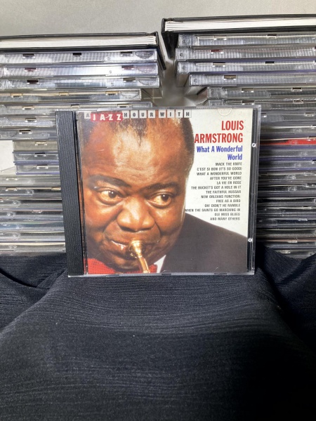 A Jazz hour with Louis Armstrong, What a Wonderful World - Movie Play