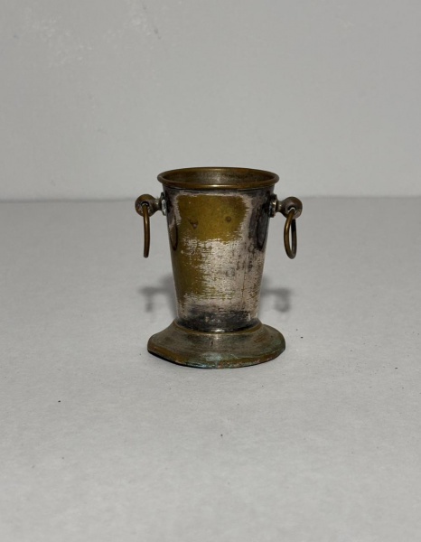 Joias . ANTIGO PALITEIRO PRODUZIDO EM METAL - PARA DECORAÇÃO 6cm