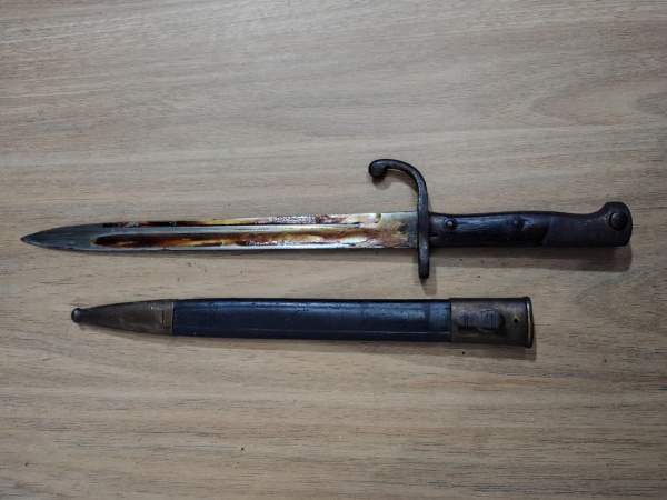 Joias . Cartuchos de munição de fuzis Mauser montados em fita, foto 1
