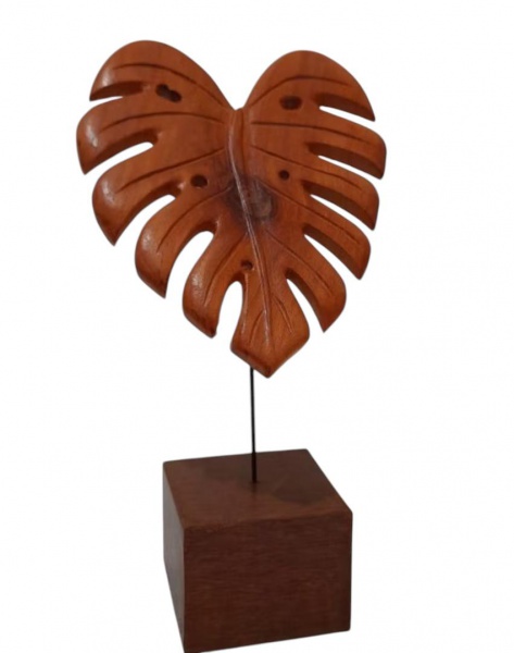 Joias . Belissima escultura elaborada por design bronze com mar foto 6