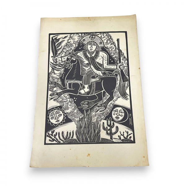 Gravura intitulada Lampião Monta na Besta Fera, assinada Jo Oliveira, datada de 1975; medidas aproximadas 47 x 31 cm; sem moldura; apresenta marcas do tempo, manchas de oxidação, vincos e desgastes na