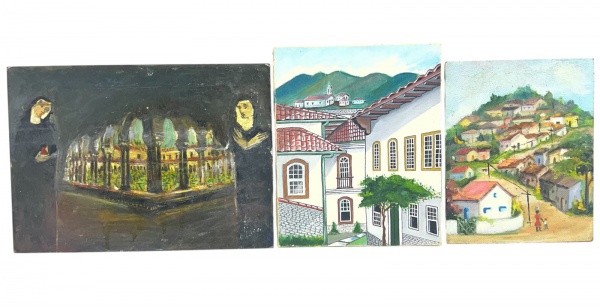 Lote com 3 pinturas, sendo uma em óleo sobre tela e duas em óleo sobre eucatex, representando cenas urbanas e paisagens. Apresentam marcas do tempo e pequenos desgastes compatíveis com a conservação.