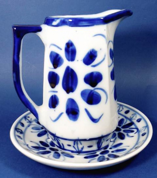 Joias . Delicada floreira antiga em porcelana em alto relevo c foto 5