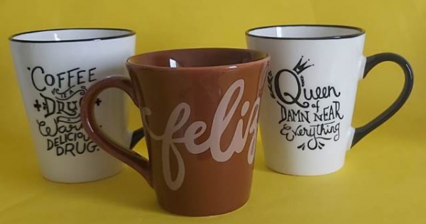 Joias . Bandeja com cercadura em metal prateado oval com porcel foto 3