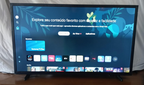Joias . Smart TV Samsung 32" HD Tizen HDR Wi-Fi HDMI Bivolt Preta. Funcionando ...