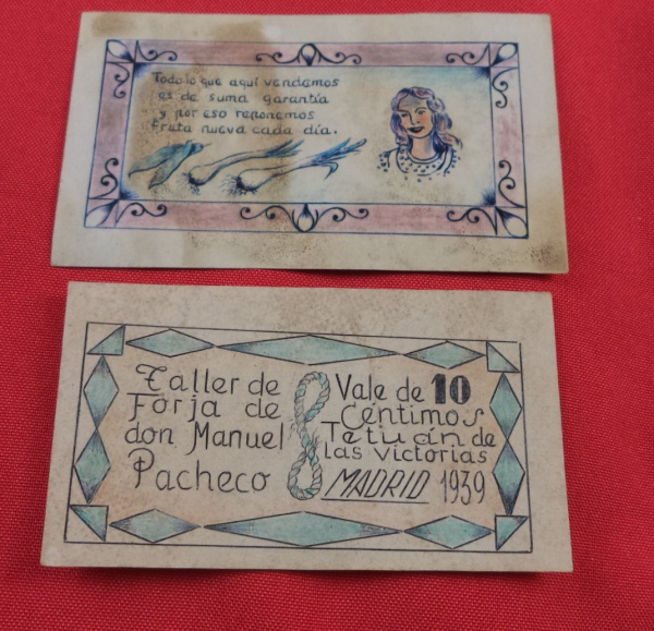 Arte . Coleção de rótulos e embalagens vintage de perfumes, co foto 1