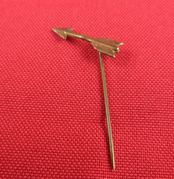 Arte . Alfinete de lapela (pin) político antigo, datado do iní foto 1