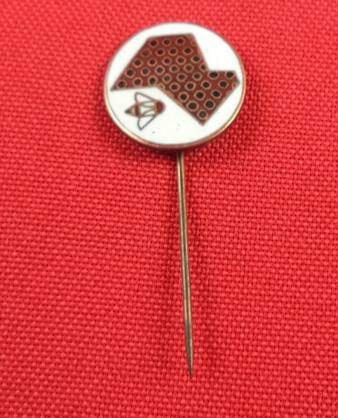 Arte . Antigo pin de lapela da campanha eleitoral de Adhemar d foto 4