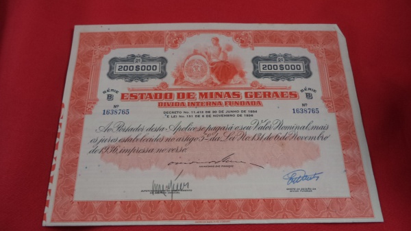 Arte . Flâmula escolar vintage do extinto Colégio Cesário Mott foto 2