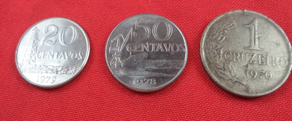 Arte . Coleção composto por 4 moedas brasileiras antigas de 1 foto 6