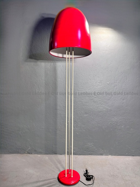 Arte . DESTAQUE - Floor Lamp - Luminária confeccionada quase t foto 8