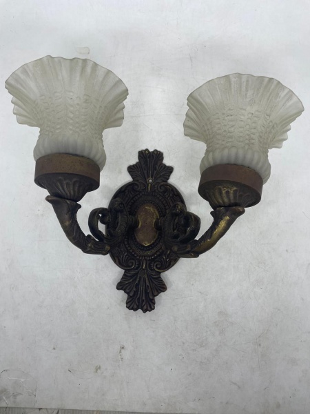 Joias . Luminária de mesa vintage modelo Focus , composta de um foto 2