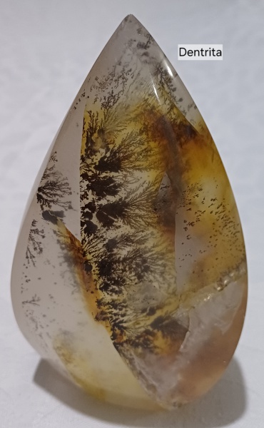 Joias . CHAMA DE QUARTZO DENDRITA - Pedra bruta natural lapidada em forma de chama. ...