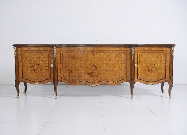 Joias . Antiguidade - Laubisch Hirth, Brasil 1920 / 1950 | Monumental buffet no ...