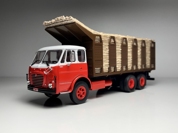 Joias . Volvo FH12 - 1993 - 1998 - Transporte de Refrigerante G foto 7