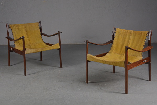 JORGE ZALSZUPIN (L'ATELIER) -RARO PAR DE LINDAS POLTRONAS MODELO 720, EXECUTADA EM UL LINDO JACA