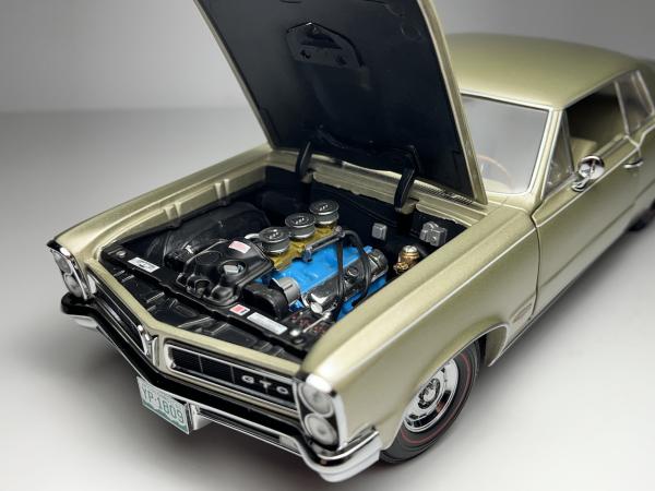 1965 Pontiac GTO Champanhe American Collectibles - Sun