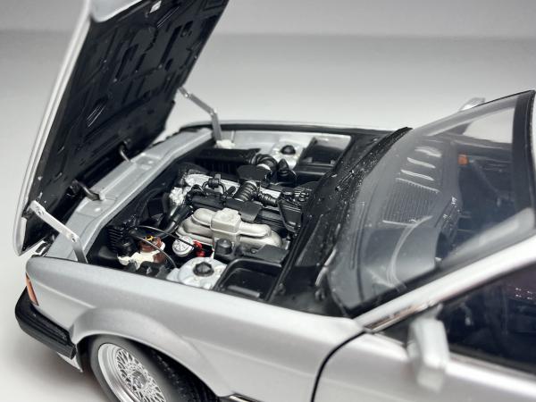 1987 BMW 730i Prata - Minichamps Escala 1/18 miniatura