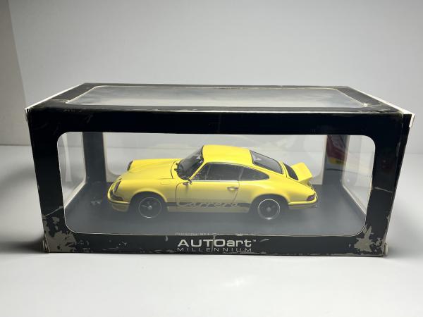 Porsche 911 Carrera RS 2.7 Amarelo e Preto - Autoart Es