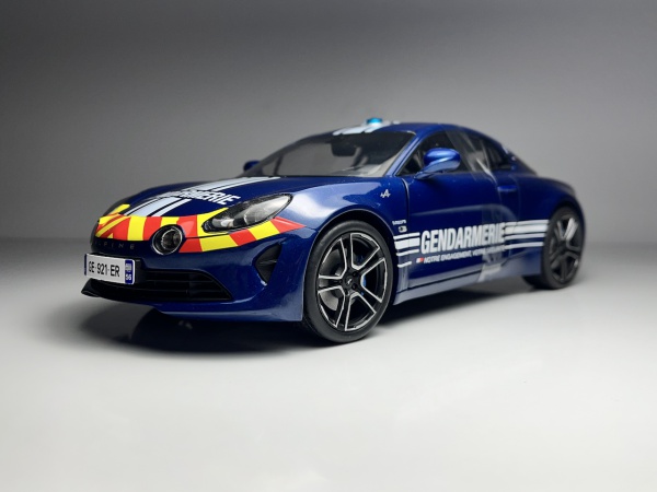 Joias . Porsche 911 IROC Amarelo Fittipaldi - Solido Escala 1/1 foto 8