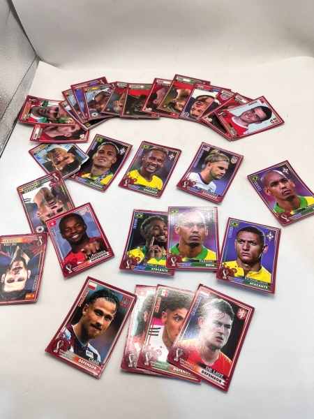 Joias . Lote de 30 Figurinhas Copa do Mundo 2022 - Ótimo Estado