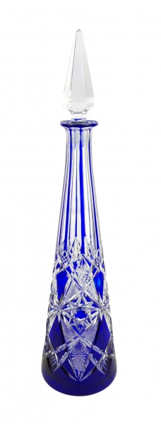 Baccarat - Licoreiro em cristal francês, na tonalidade double azul e translúcido, decorado com lapidações dedão, sulcos bisotados, tijolinho e estrelas. Alt. 42cm.