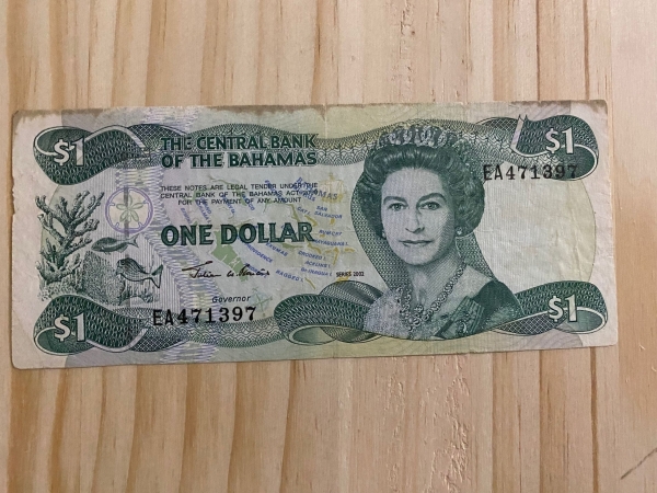 Joias . Bahamas - 1 Dolar - 2002 - P70 - MBC