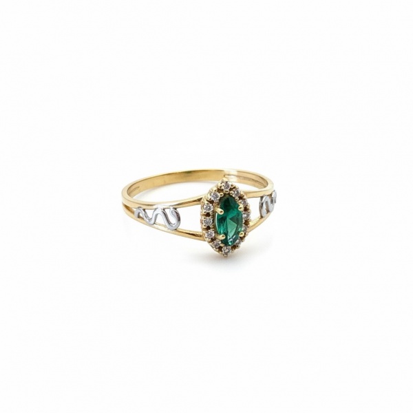 Anel de formatura exclusivo para o curso de Medicina, confeccionado em ouro 18k bicolor (amarelo e branco), com acabamento sofisticado e detalhes que remetem à identidade médica.pedra oval sintética e