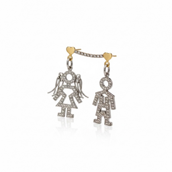 Pingente em ouro amarelo e ouro branco rodiado, composto por haste curva cravejada de diamantes com terminais em coração, da qual pendem duas figuras infantis estilizadas menino e menina em ouro branc