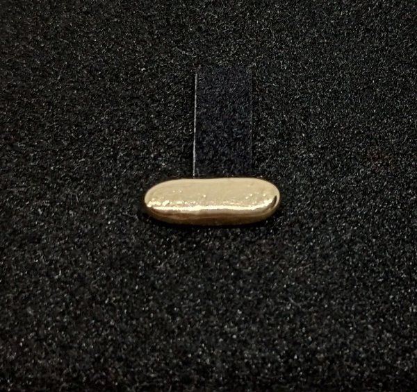 Joias . Sucata de ouro amarelo 18K. Peso: 2,00 gramas.