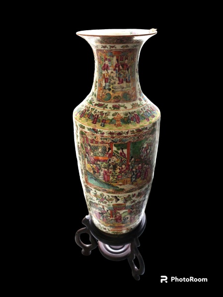 Joias . VASO EM PORCELANA CHINESA MANDARIM. DE CANTÃO. SECULO XIX. DINASTIA CHING, ...