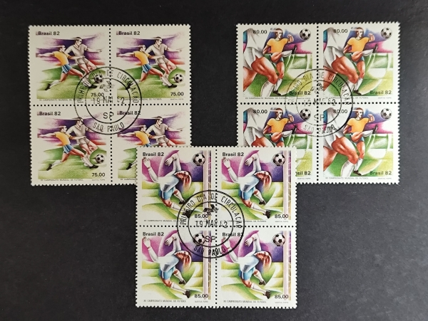 Joias . Três quadras, Brasil 82, tema XII Campeonato Mundial de Futebol, dentados, com ...