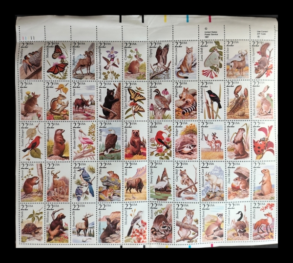 Joias . Folha de 50 selos, Estados Unidos, fauna e flora, com marcas de dobra vertical ...