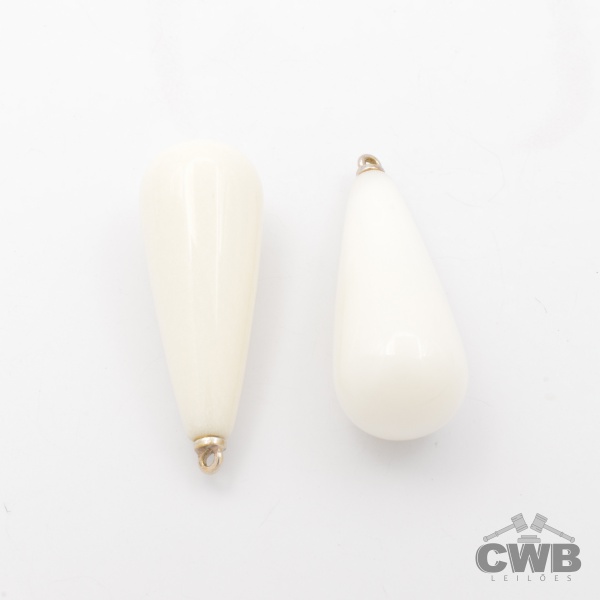 Dois Acessórios p/ Brincos em Opala c/ Fecho em Ouro Branco 18K - 2,8cm de comprimento, peso de 6,2 gramas. Acompanha certificado de garantia CWB LEILÕES.
