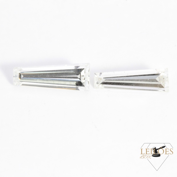 Joias . 2 Diamantes Aprox.  48 Pontos e outro 57 pontos, (1,05 Cts total), Qualidade ...