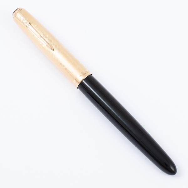 Caneta PARKER 51 preta com dourada