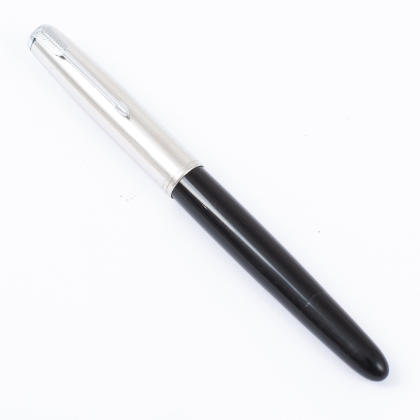Caneta PARKER 51 preta com prata