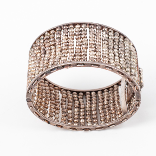 Bracelete em prata 925 com bolinhas / Peso: 68gr / Tam:18cm